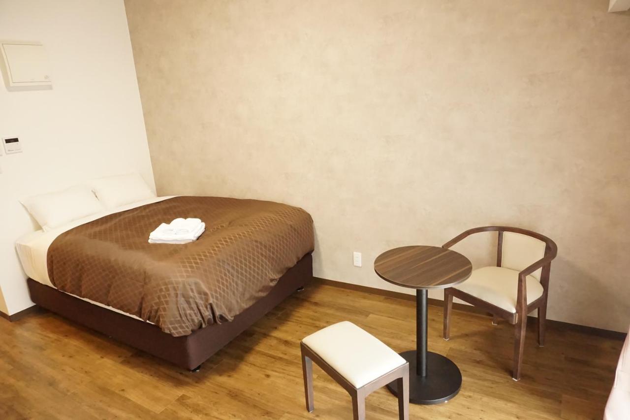Mr.Kinjo Inn Children Medical Care Center Haebaru Exteriör bild